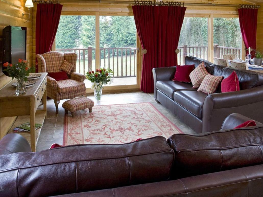 Cherbridge Lodges - Riverside Lodges, Short Lets Oxford Exteriér fotografie